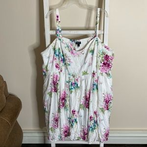 Torrid ivory floral challis hi-lo skater dress. Size 4.